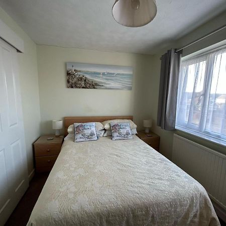 Leeward House B&B Госпорт Екстериор снимка