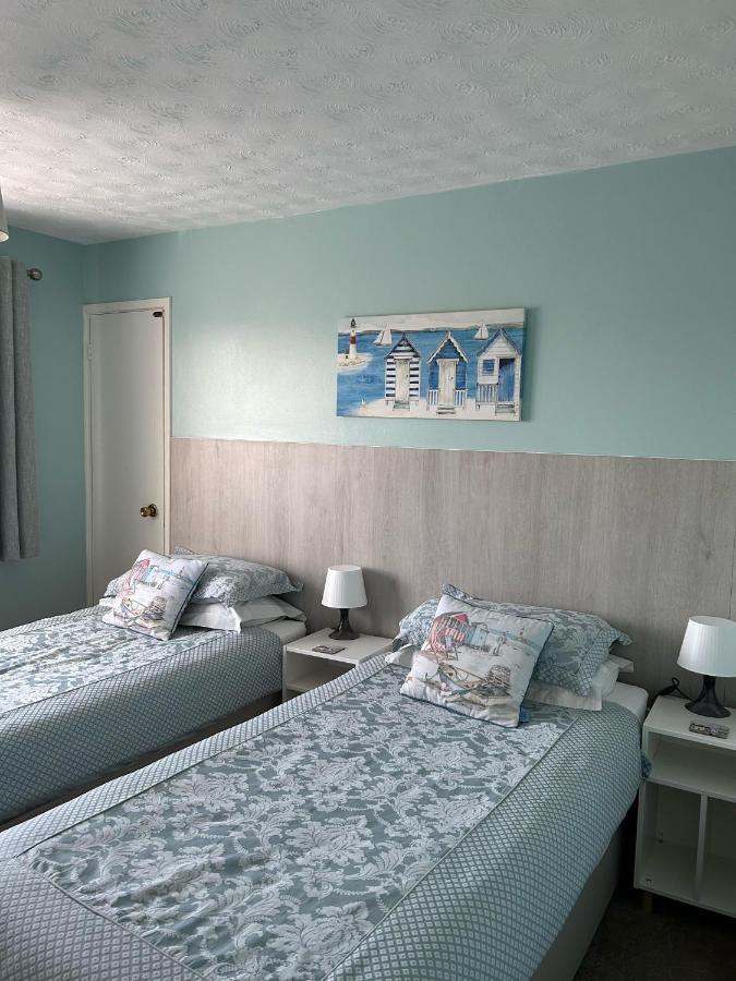 Leeward House B&B Госпорт Екстериор снимка