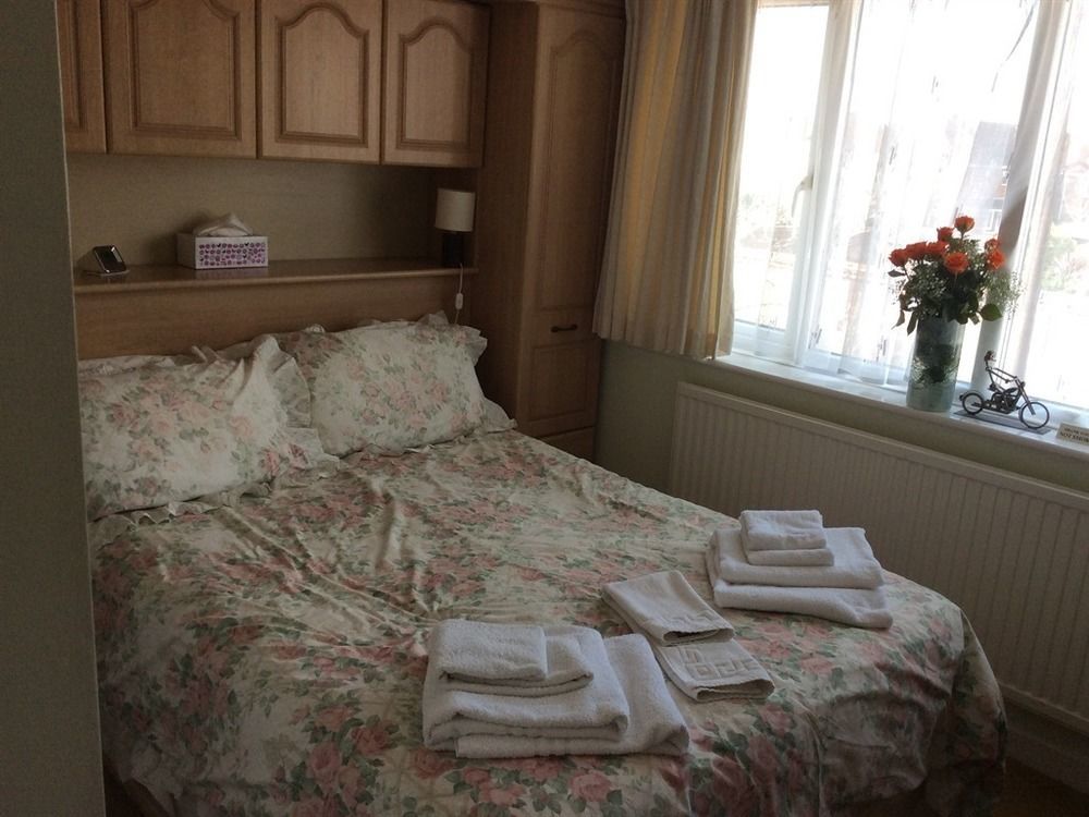 Leeward House B&B Госпорт Екстериор снимка