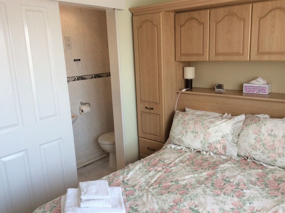 Leeward House B&B Госпорт Екстериор снимка